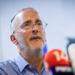 ההתנצלות שהובילה לתביעה: עו"ד דרשוביץ נבחר לתבוע את CNN בשם משפחת די