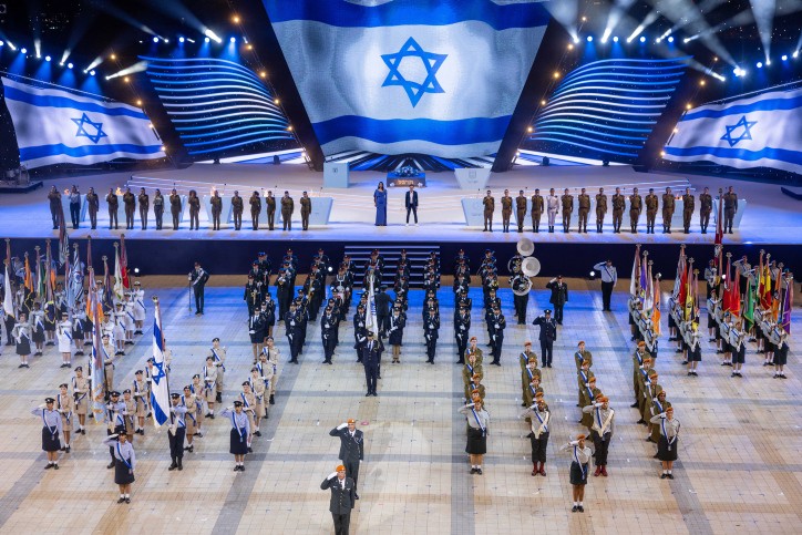 טקס הדלקת המשואות בהר הרצל, ארכיון | צילום: יונתן זינדל פלאש 90