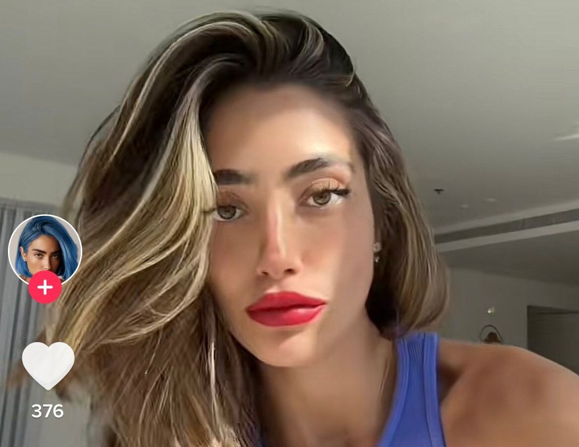 הגולשים לא התחברו: נטע ברזני הצטלמה עם 'נוכל הטינדר' - ועוררה סערה