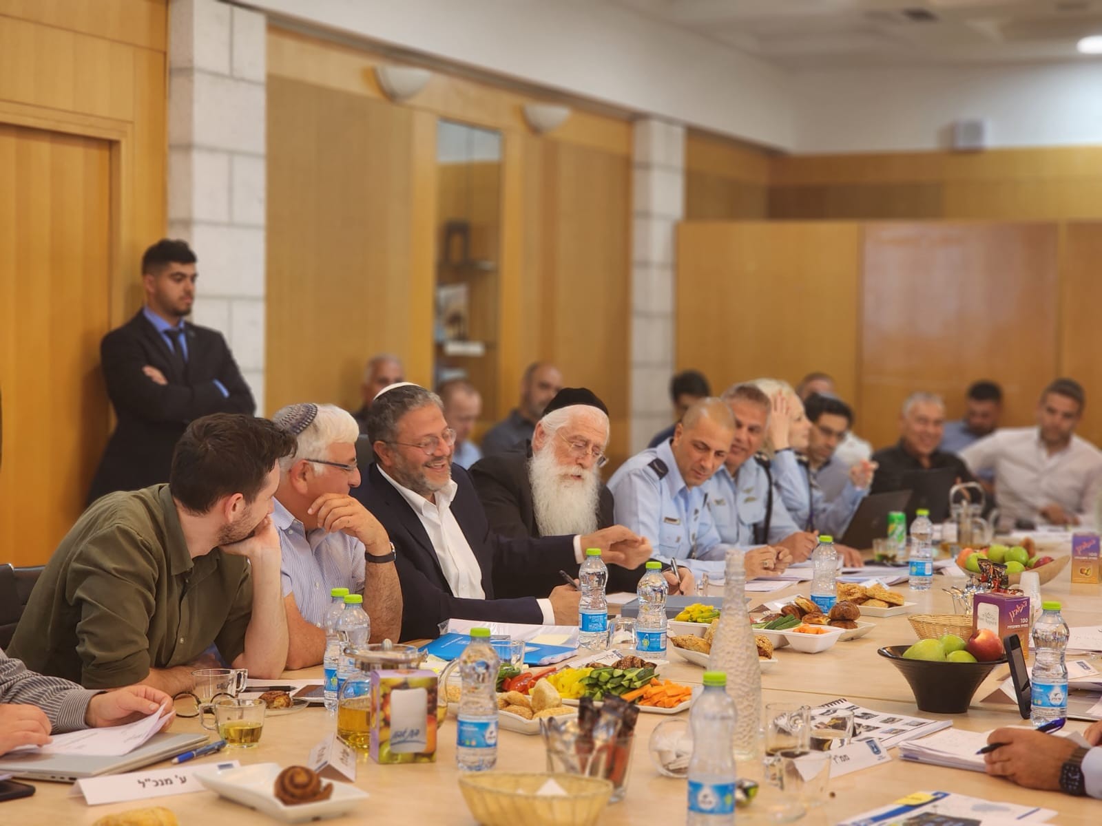 3 שבועות לל"ג בעומר: השרים בן גביר ופרוש בדיון לקראת ההילולא במירון