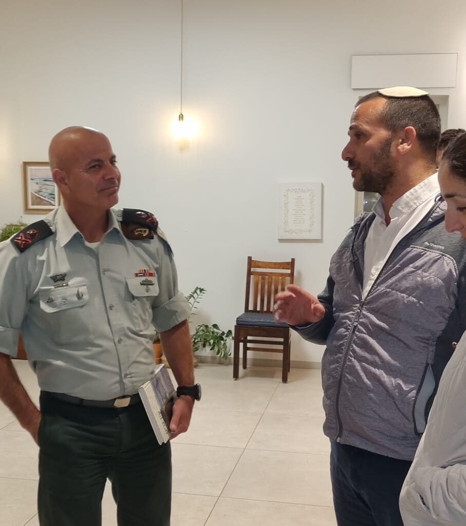 מעורר השראה. האלוף בעלי