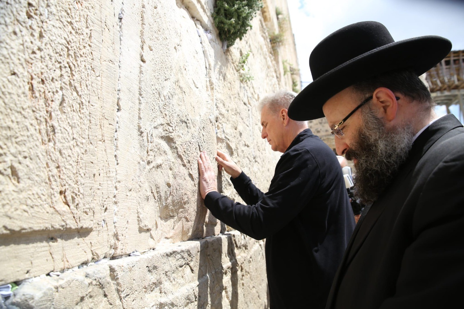 יו"ר בית הנבחרים האמריקאי הגיע לישראל וביקר בכותל המערבי