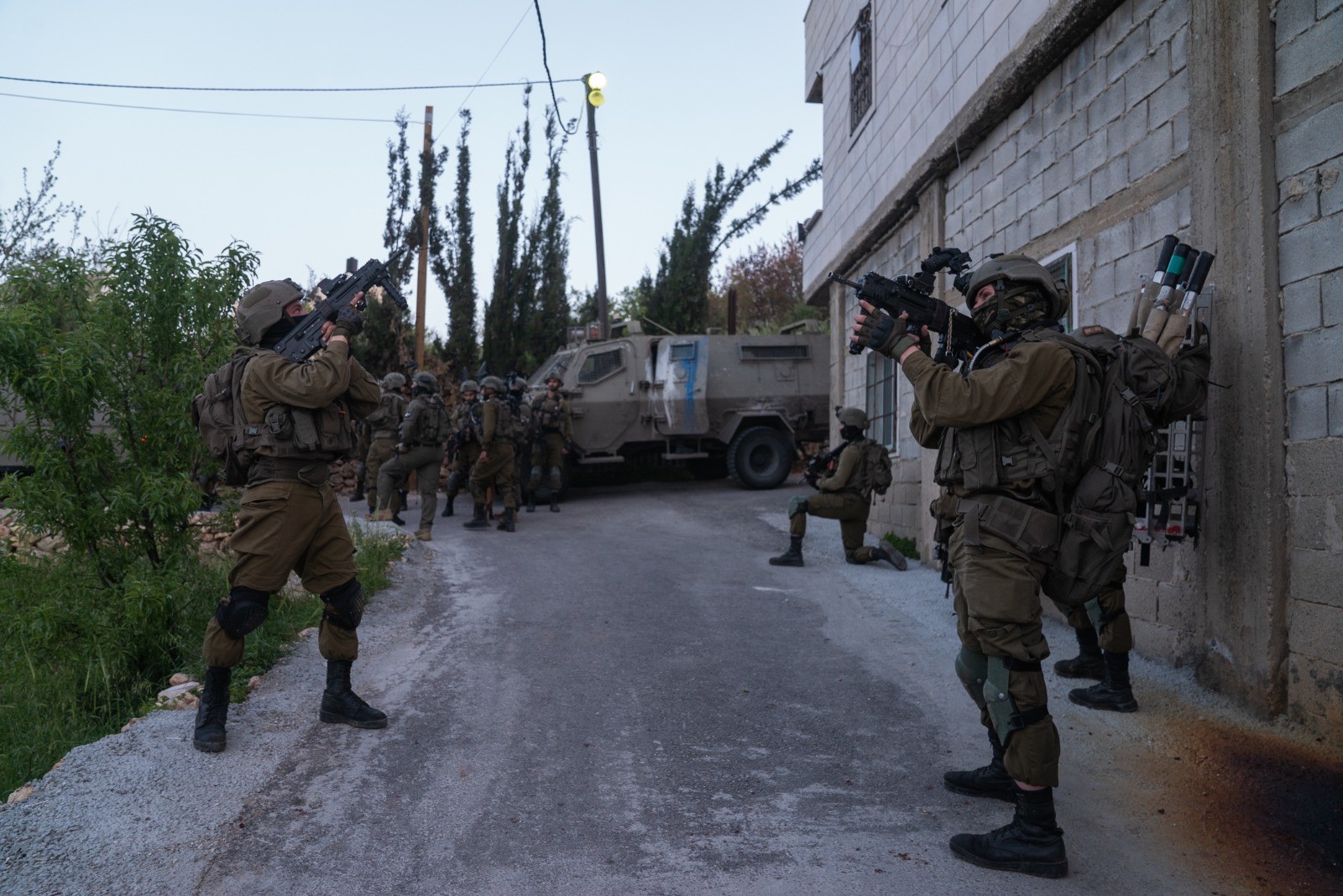 מחבל החשוד בביצוע פיגוע הירי אמש בכיכר אדם נעצר ע"י כוחותינו הלילה
