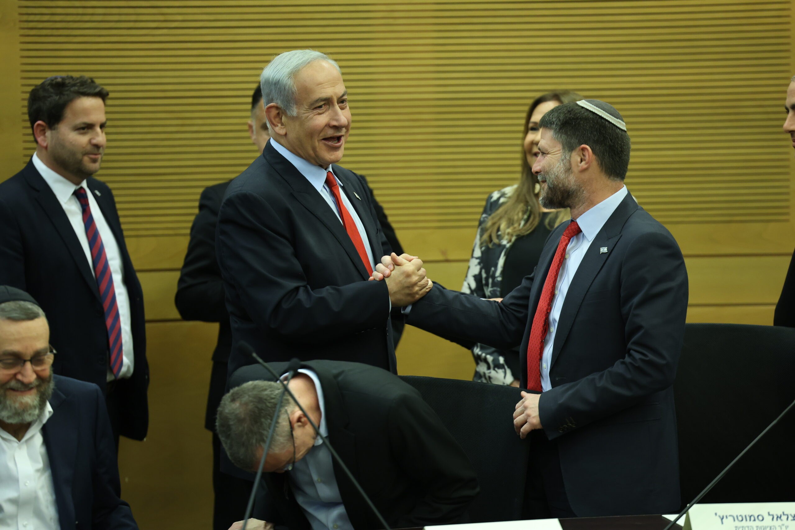 ראש הממשלה בנימין נתניהו ושר האוצר בצלאל סמוטריץ' | צילום: יונתן זינדל, פלאש 90
