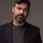 עמיר בניון בשיר מרגש לחטופים ולכוחותינו: "הנה, אתה שוב כאן"