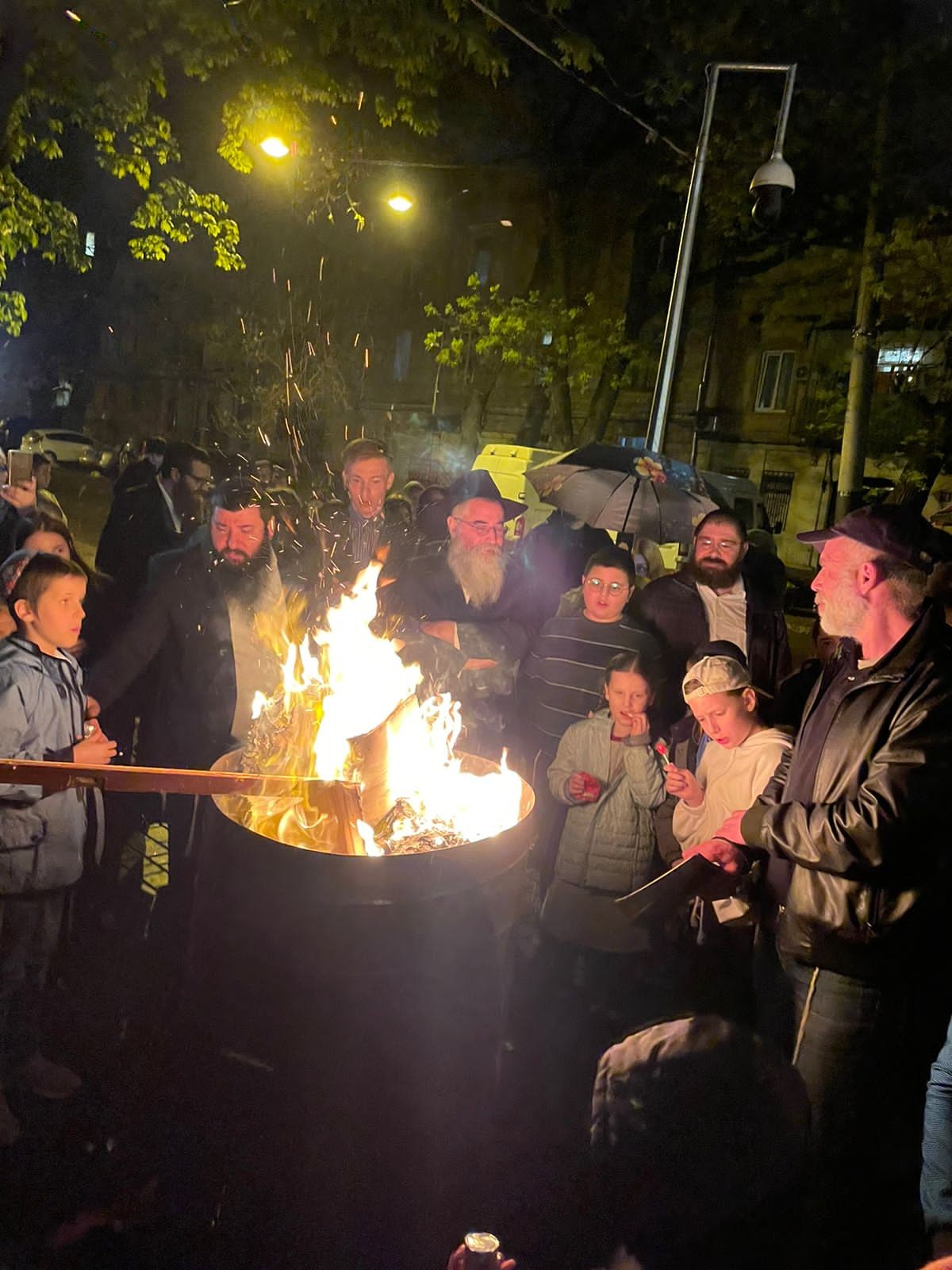 תחת מלחמה מתמשכת: יהודי אוקראינה לא מוותרים על ל"ג בעומר | צפו 