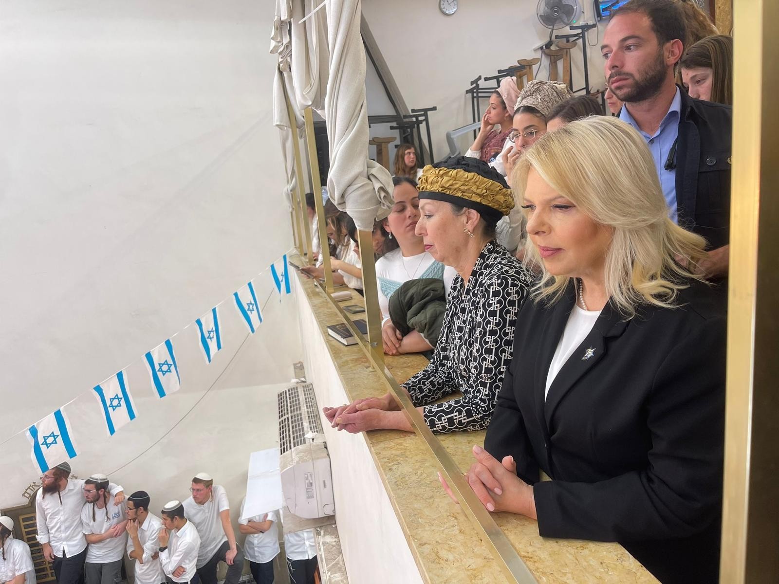 "אנחנו לא האויב שלכם": שרה נתניהו במסר לאיראנים