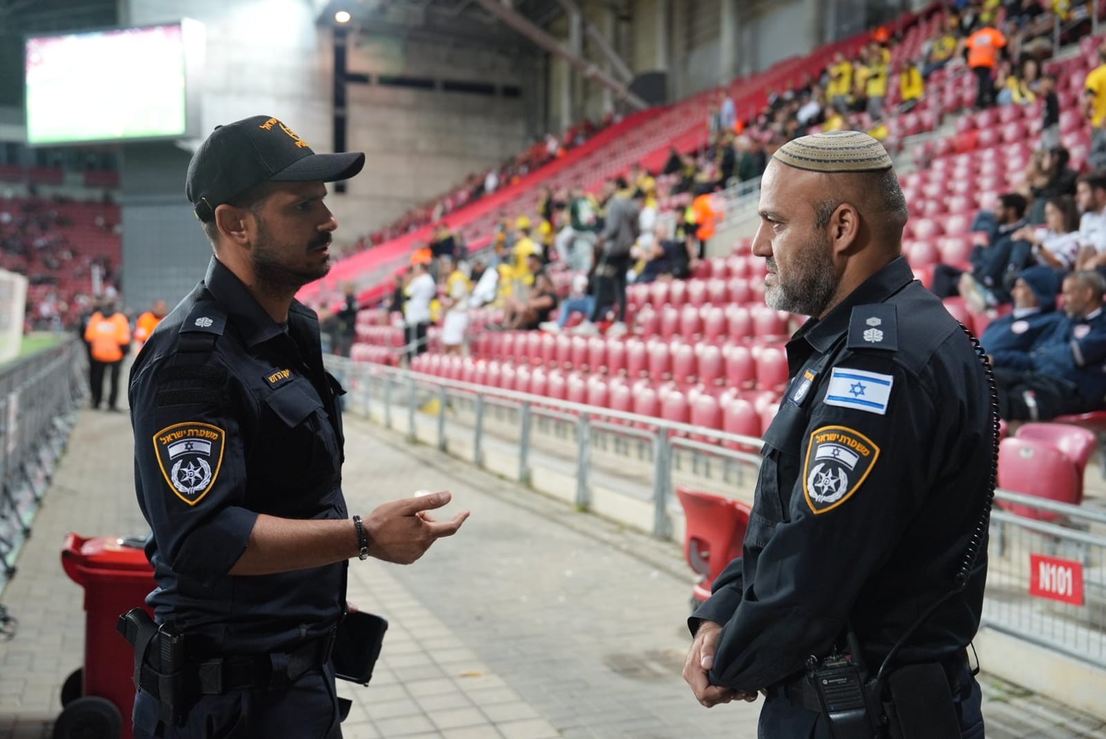 6 אוהדים עוכבו בחשד להפרת הסדר במשחק בין הפועל ב"ש למכבי נתניה