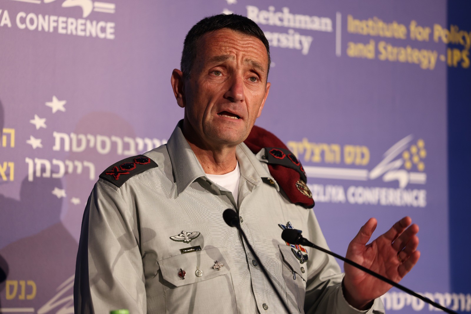 הרמטכ"ל יצא נגד ח"כ בוארון, שהשיב: כולם חשופים לביקורת
