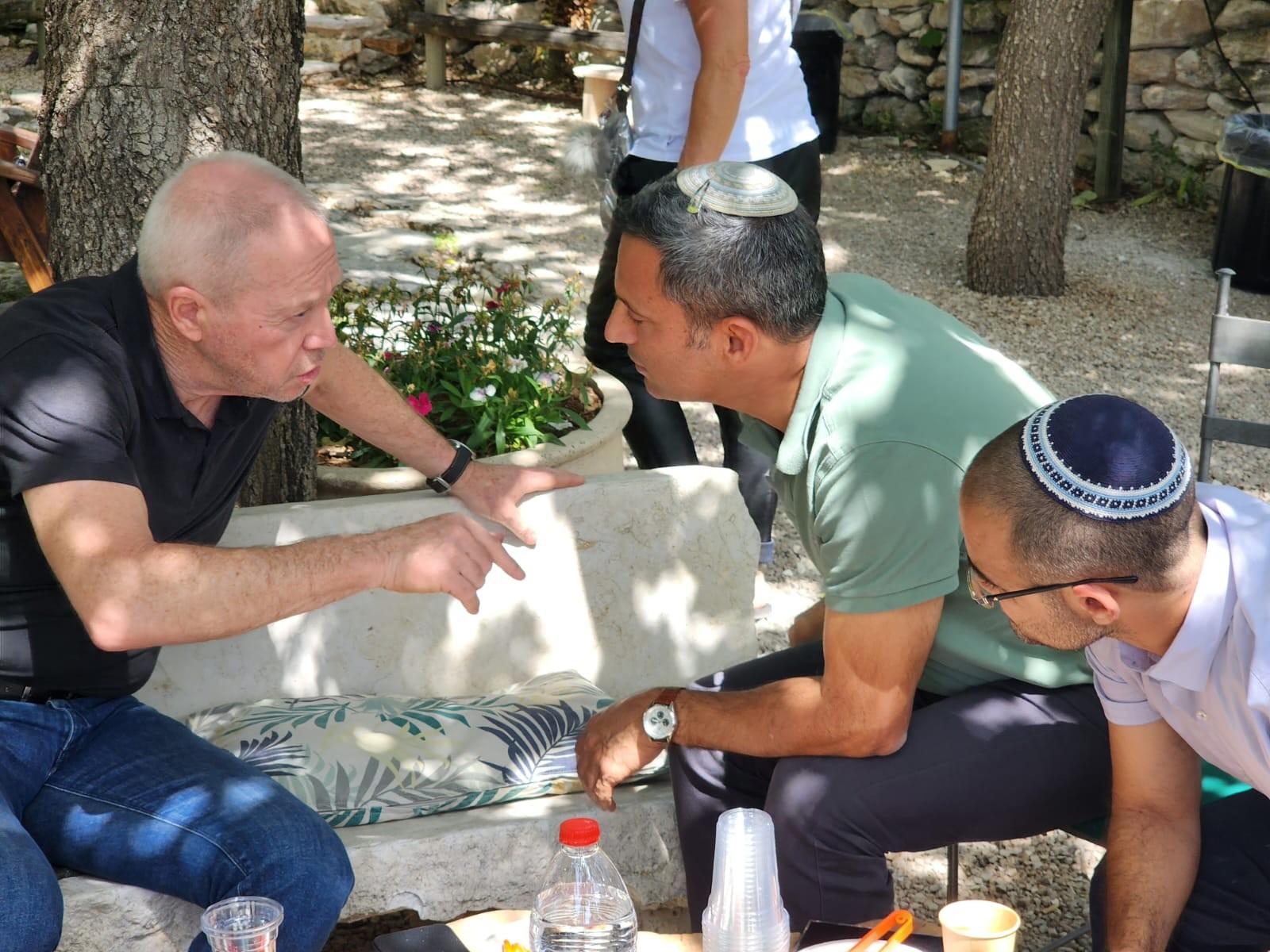 "רק כך נמגר את הטרור": ראש עיריית שדרות ניחם הבוקר את השר יואב גלנט