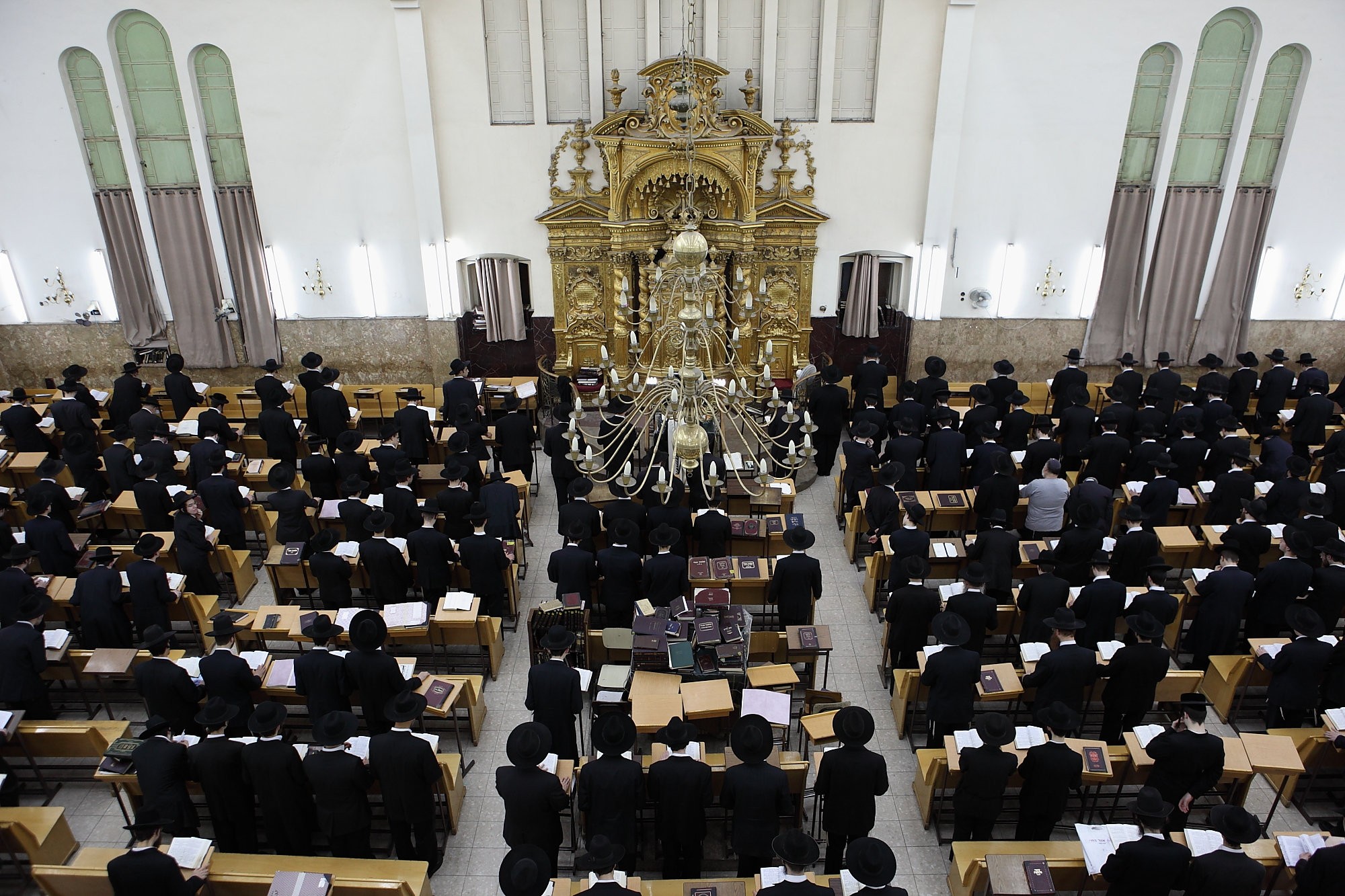 בחורים חרדים לומדים תורה, אילוסטרציה | צילום: יעקב נחומי, פלאש 90