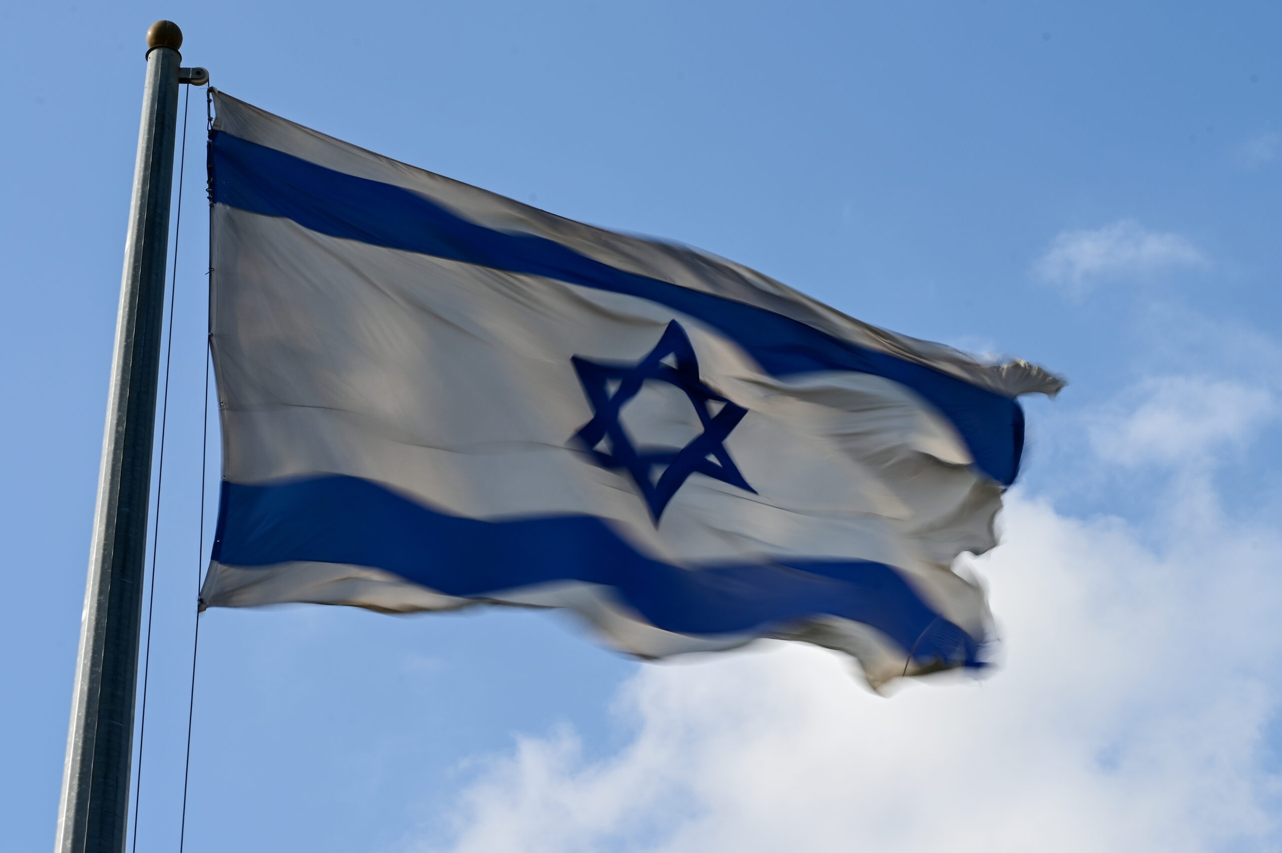 "המנון חדש": בועז גולן חושף את המשימות שקיבלו תלמידי כיתה ח' בשרון