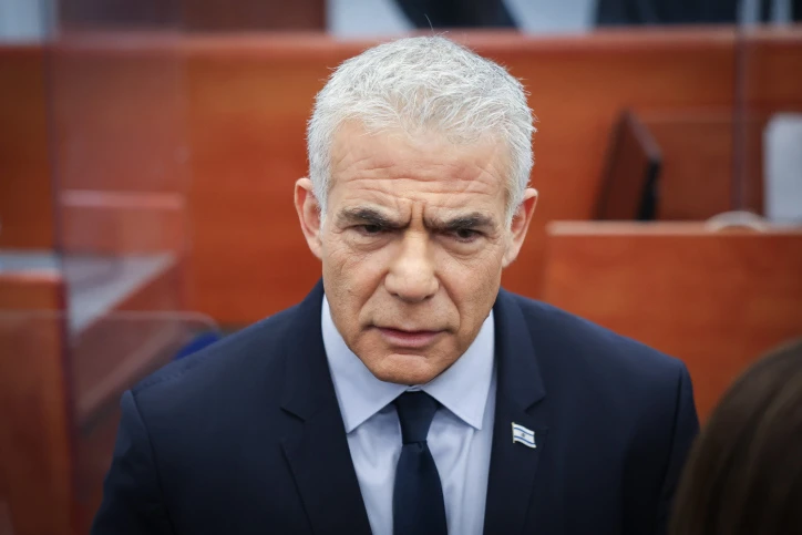 יומני לפיד נחשפים: לו"ז מרווח ופגישות רבות עם אנשי תקשורת