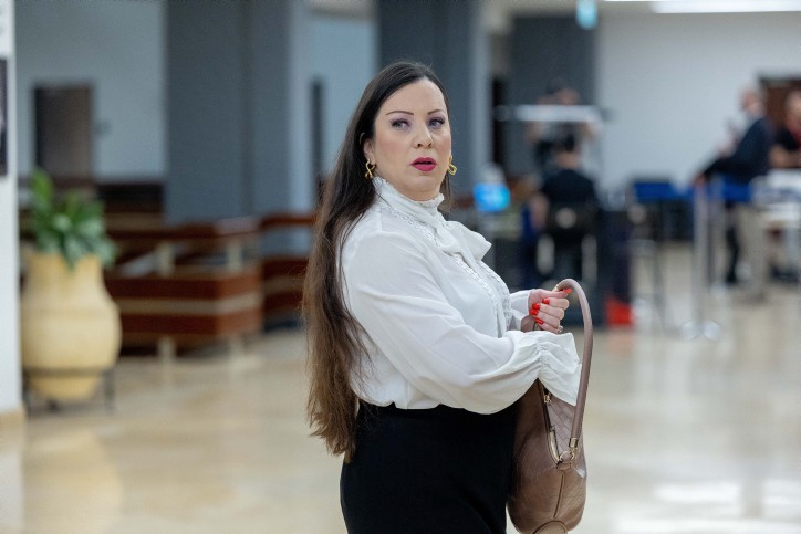 כמו שעוד לא ראיתם אותה: גוטליב במופע חיקויים על חיל האוויר