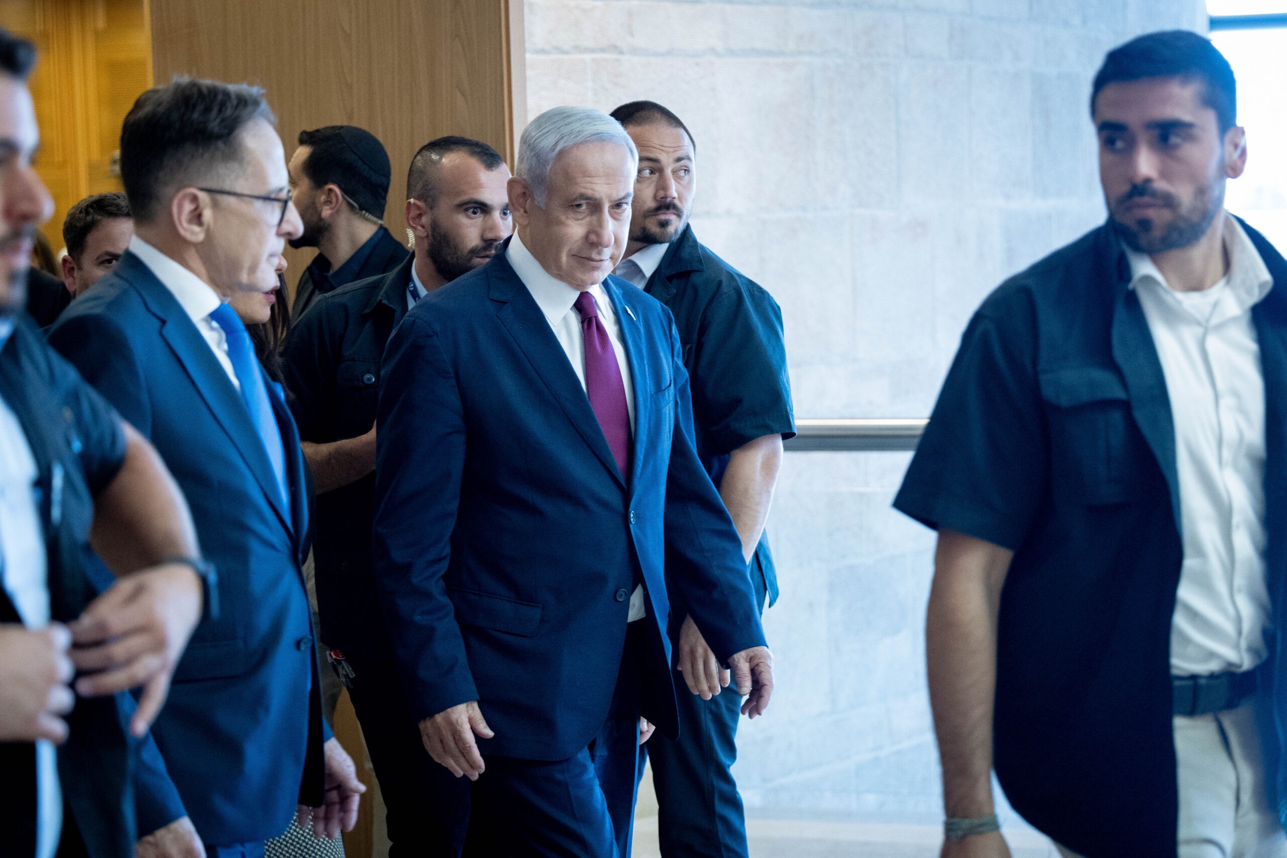 רה"מ לשרים: אם מישהו רוצה להתראיין - לאשר מול מזכיר הממשלה
