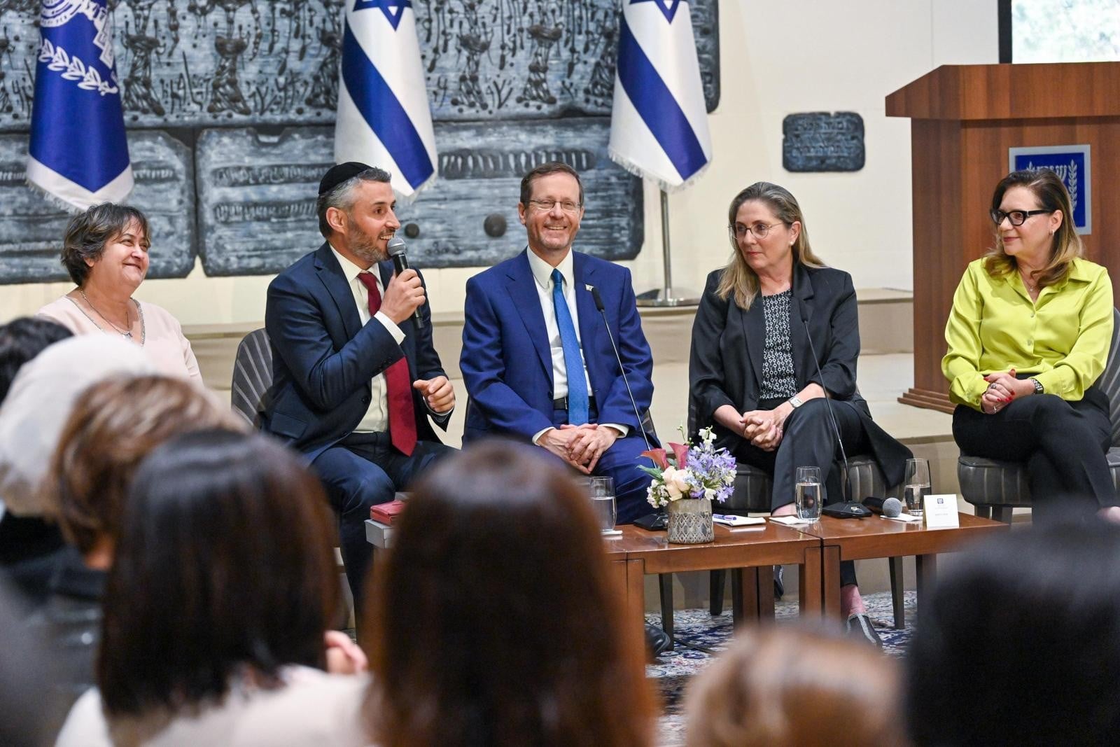 מצטיינות: 16 נשים ממערך החינוך המיוחד קיבלו אות הוקרה בבית הנשיא