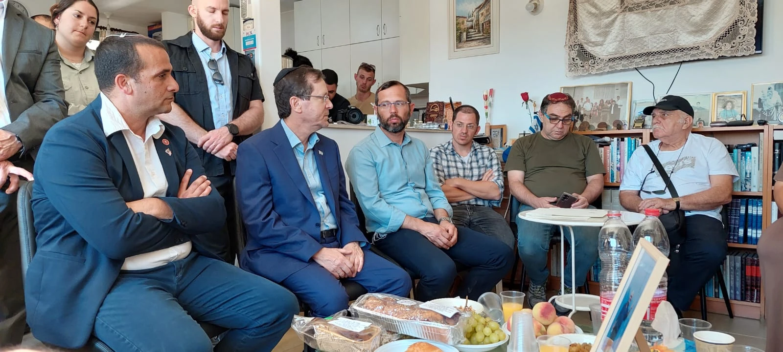 הנשיא הרצוג בביקור ביישוב עלי. קרדיט: דוברות הישוב עלי