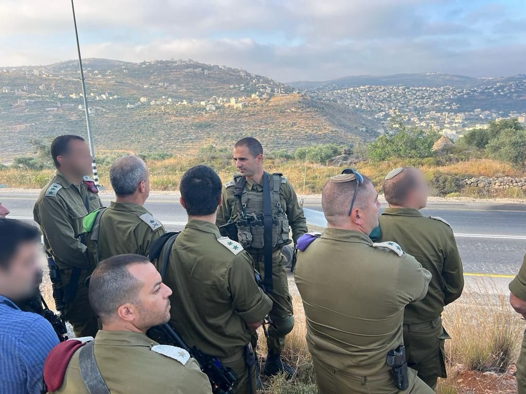 האלוף פוקס: "אף חייל לא אבטח את סוכת ח"כ סוכות ב-7.10"