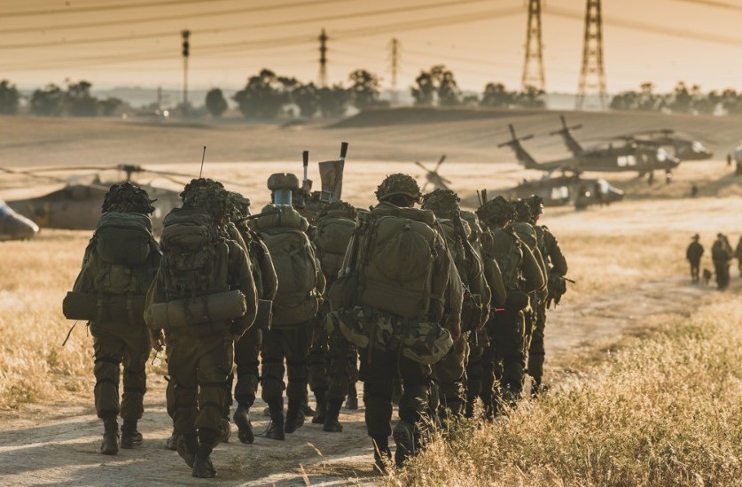 לוחמי סיירת מטכ"ל במילואים: "עוצמתו של צה"ל אינה נתונה להשפעה"