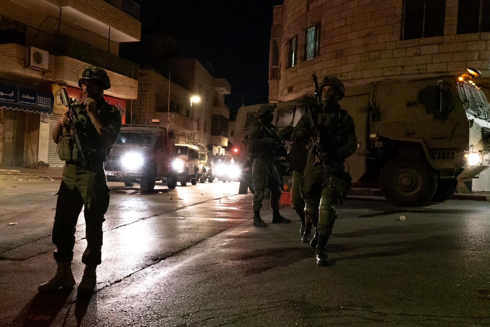 בדרכם לבצע פיגוע: כוחותינו עצרו מחבלים בלב רמאללה