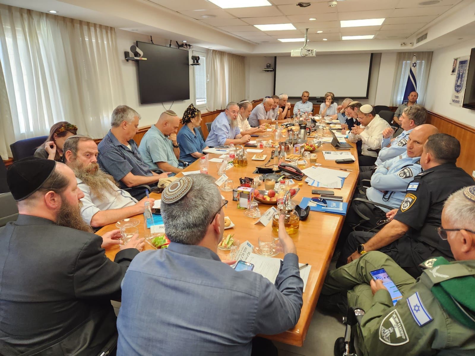 בן גביר וראשי הרשויות. צילום: דוברות עוצמה יהודית