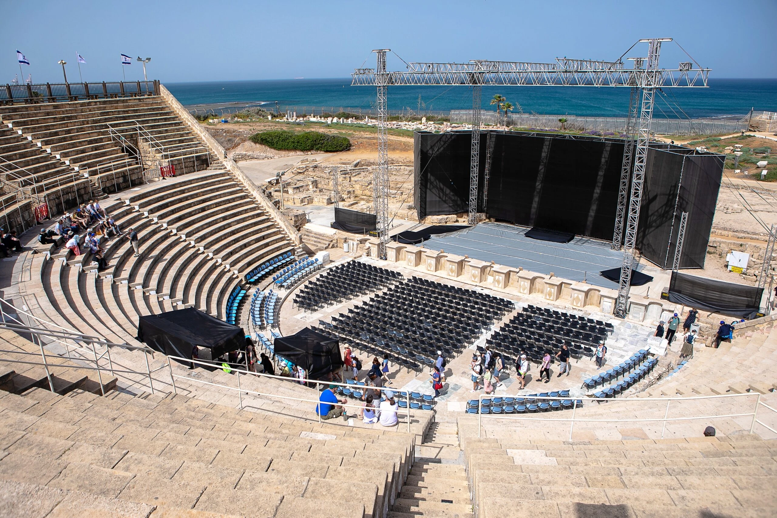 נוסטלגיה בקיסריה: הלהקה המיתולוגית מתאחדת למופע חד פעמי