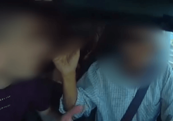 נשאר חסר אונים: 4 נערים שדדו 'בצחוק' נהג מונית כבן 80 באשקלון