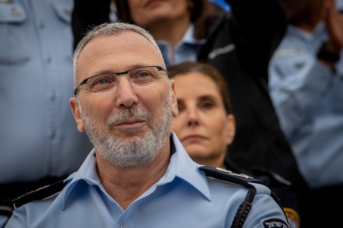 המתיחות בין עמי אשד למשטרה בשיא: מכתב ההתראה והתגובה החריפה