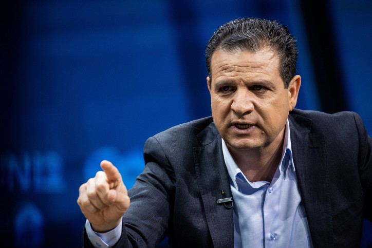 איימן עודה לא שולל תמיכה בבנט לראשות הממשלה