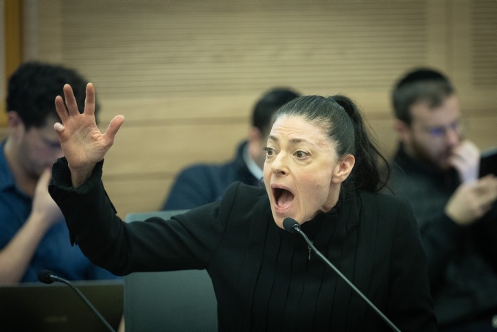 מירב מיכאלי פורשת? קריב טוען: היא מונעת איחוד כוחות בשמאל