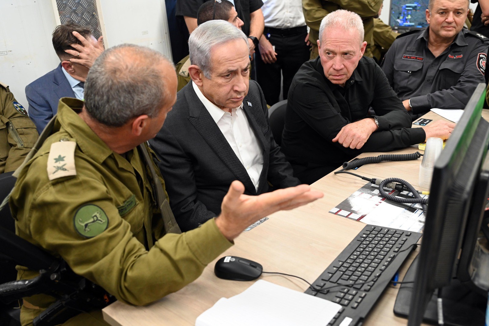 נתניהו וגלנט סמוך לג'נין: "לא ירתיעו אותנו - נמשיך לגדוע את הטרור"