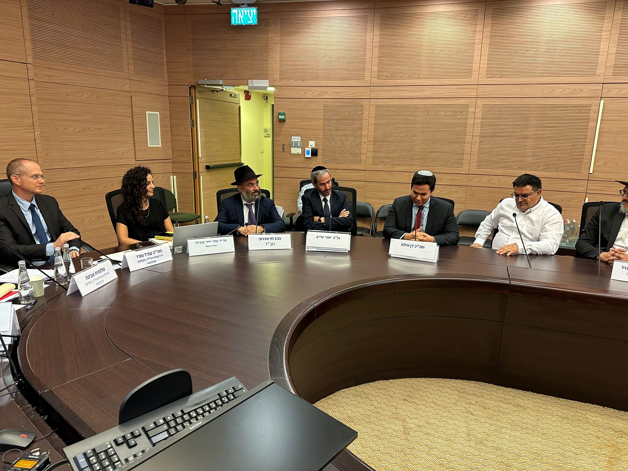 הכנסת הצדיעה לפעילות חב"ד באוקראינה: הגיעו לאן שאף אחד לא העז