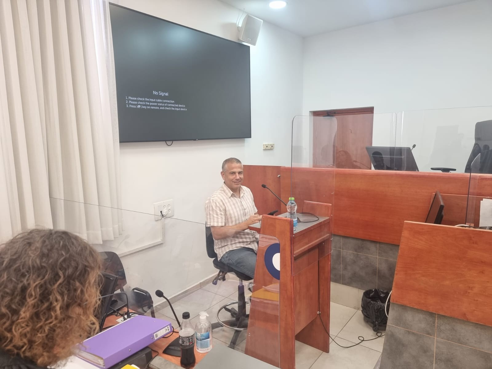 מגל וההגנה נגד התובעת, וגם - מדוע עבר מהתקשורת לפוליטיקה?
