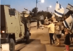 עם פרחים ודגלים: כך קיבלו תושבי צפון השומרון את לוחמינו שחזרו מג'נין