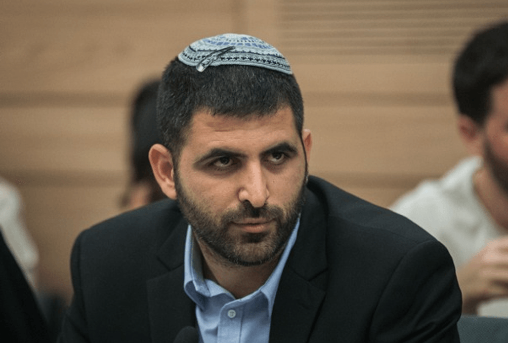 קרעי הכריע: המינוי הדרמטי של הממשלה לשוק התקשורת