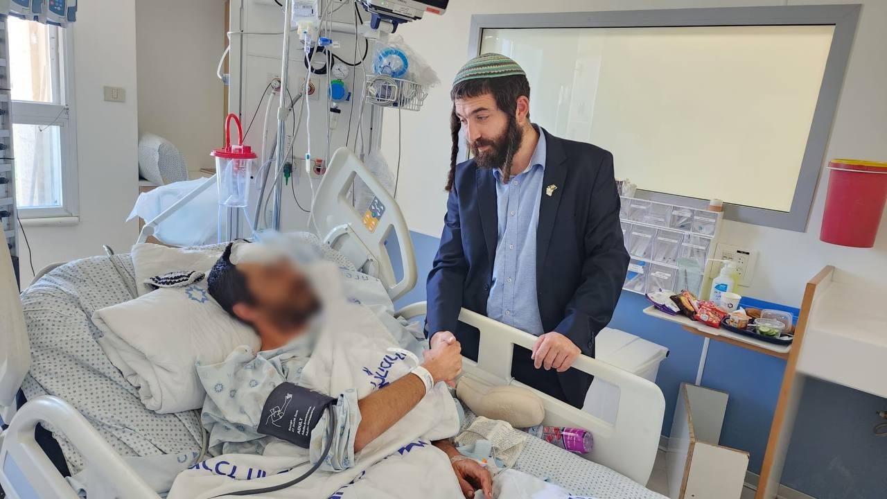 "נוודא שהאמת תצא לאור": ח"כים ביקרו את הפצוע במהומות בבנימין