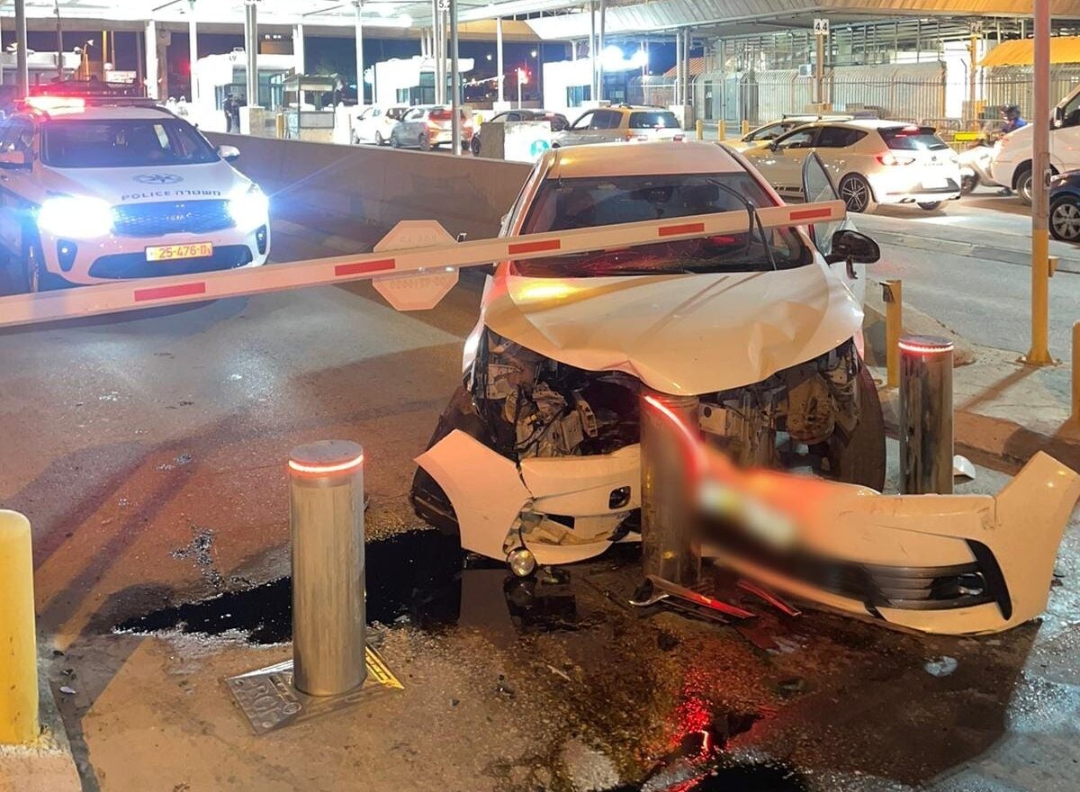 דרמה לילית: שב"ח ניסה לפרוץ מחסום בירושלים ונעצר