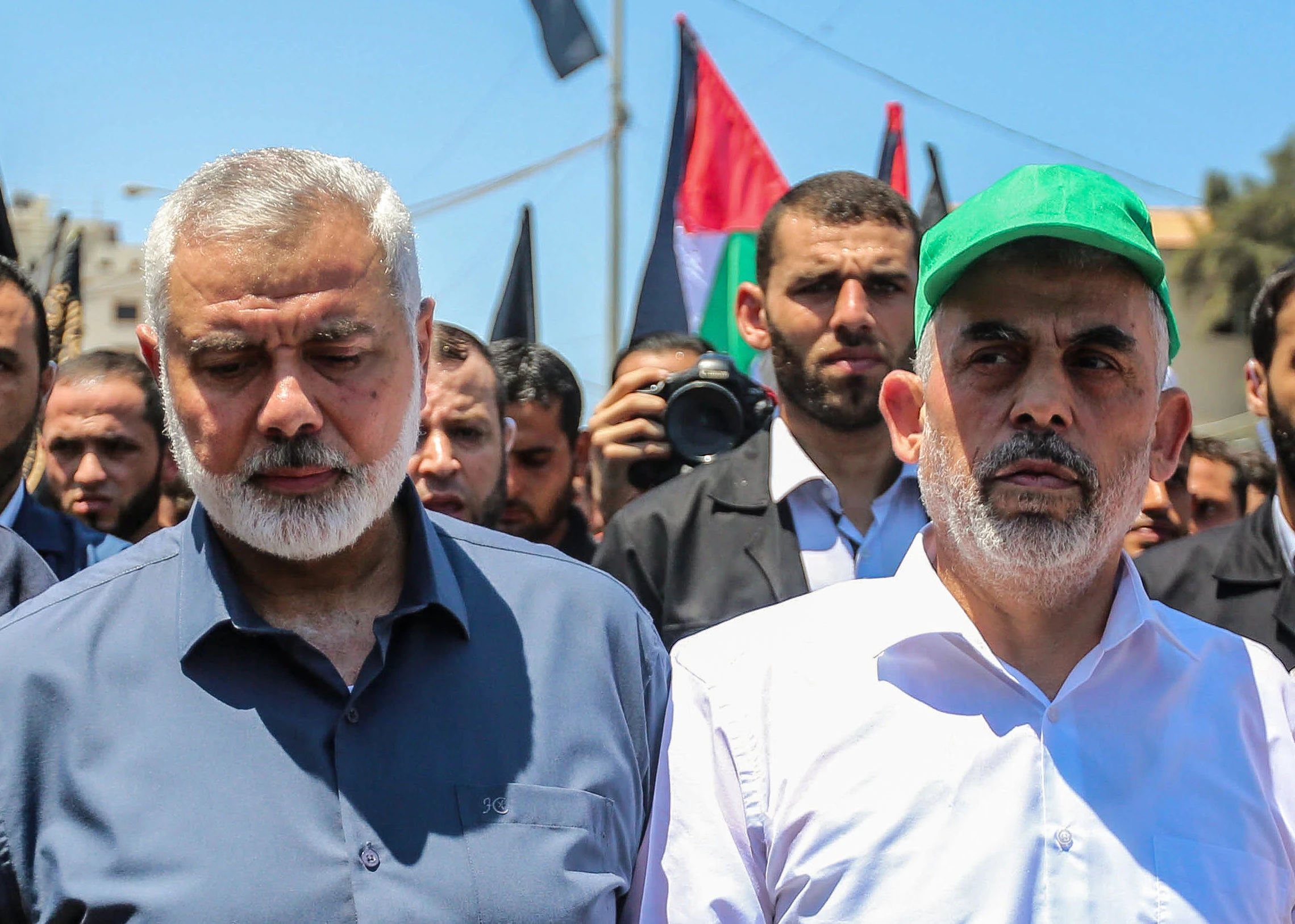 בני מוות: מנהיג חמאס ברצועה רב המרצחים יחיא סינוואר וראש הלשכה המדינית של החמאס, איסמעיל הניה | צילום: פלאש 90