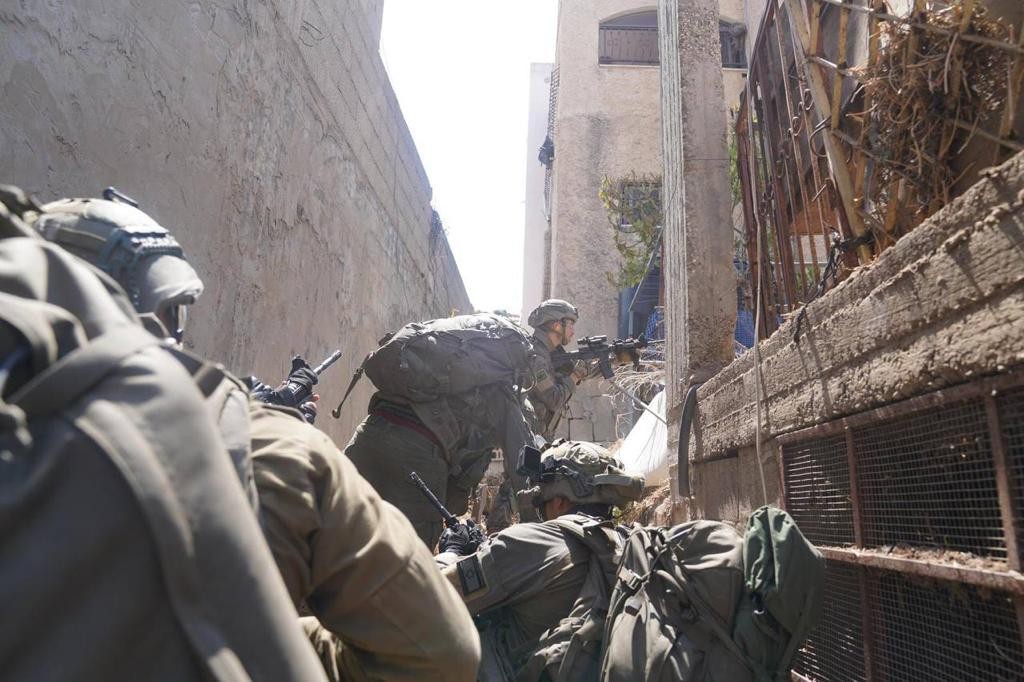 לוחמי צה"ל במחנה הפליטים ג'נין במבצע "בית וגן" | צילום: דובר צה"ל