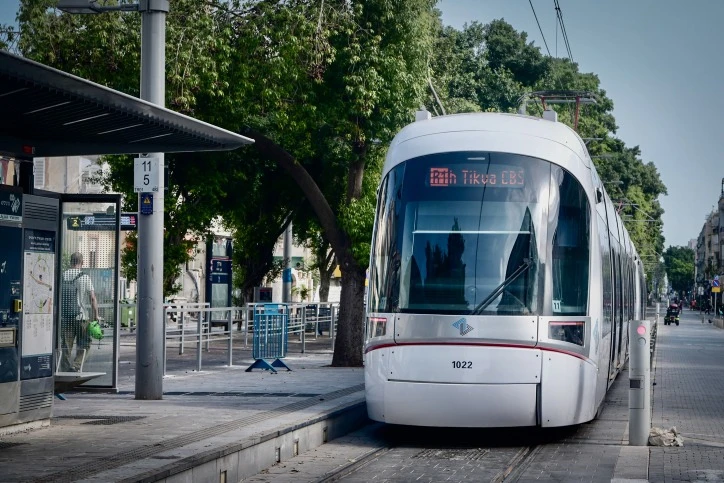 התחבורה הציבורית חוזרת לשגרה: זה מה שיקרה החל מהערב