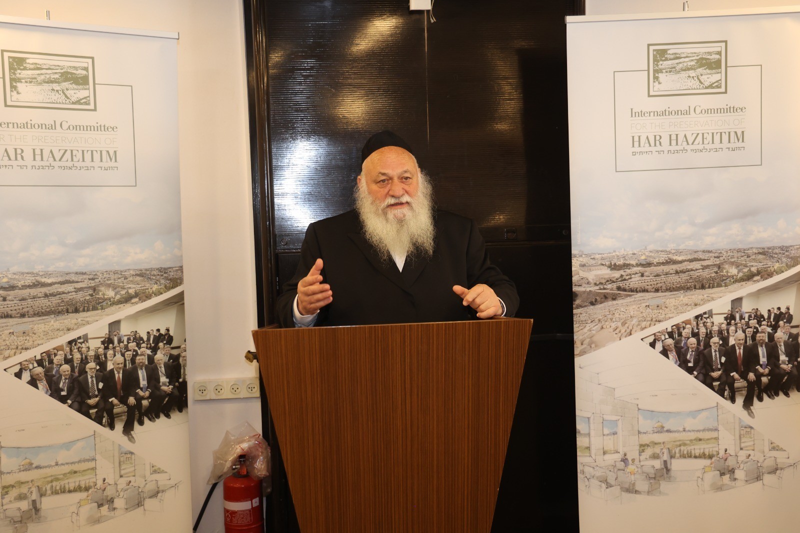 מאות מאבטחים נוספים להר הזיתים: הבשורה של השר גולדקנופף