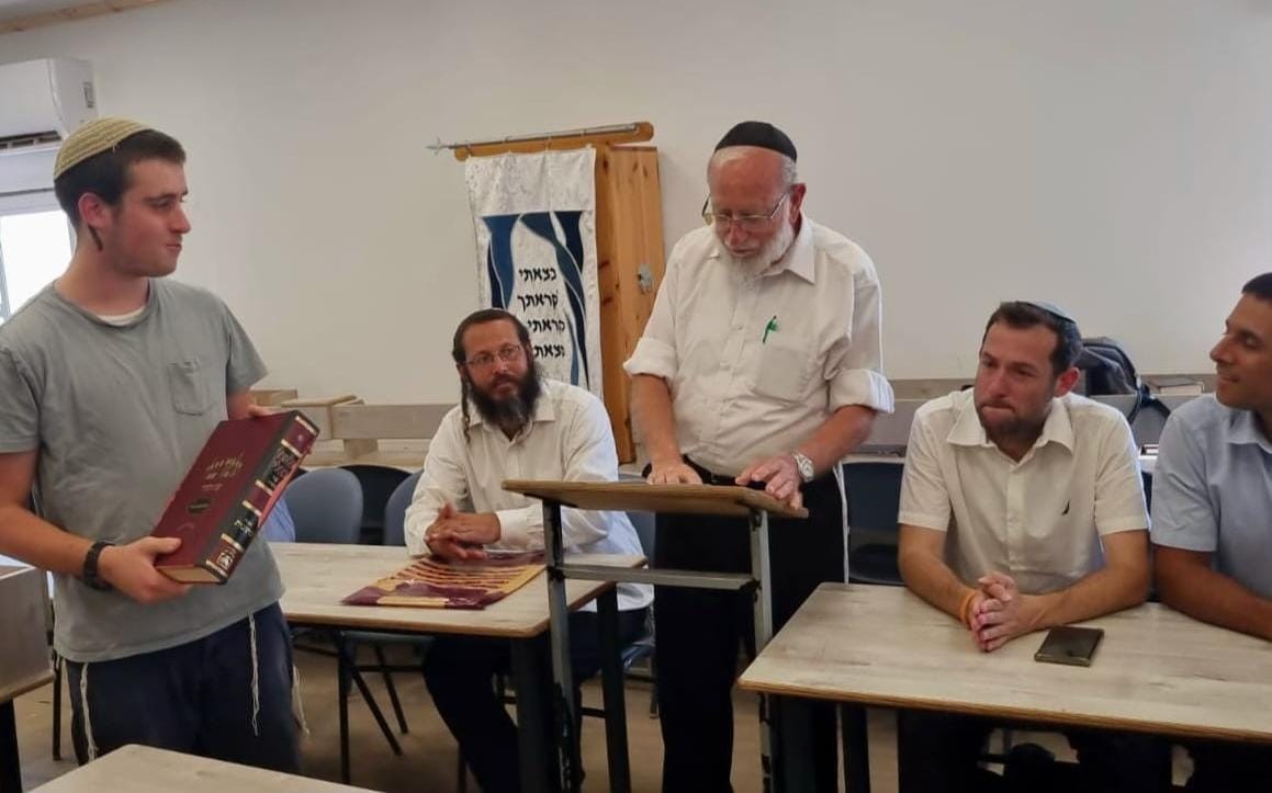 חנוכת בית המדרש: הגמרא של יהודה דימנטמן הי"ד עברה לאביתר
