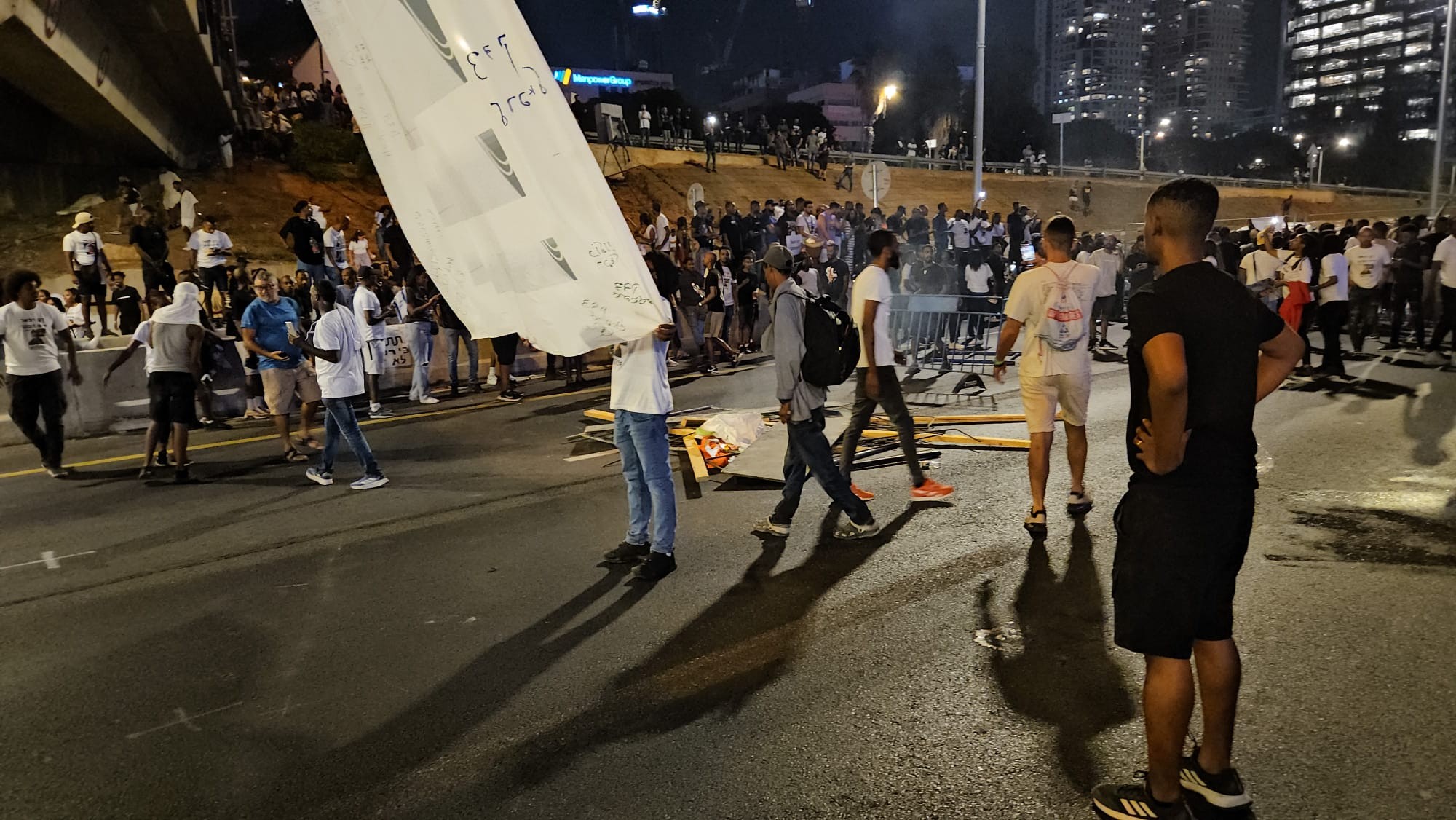 מחאת "צדק לרפאל": נתיבי איילון נפתחו לתנועה במלואם