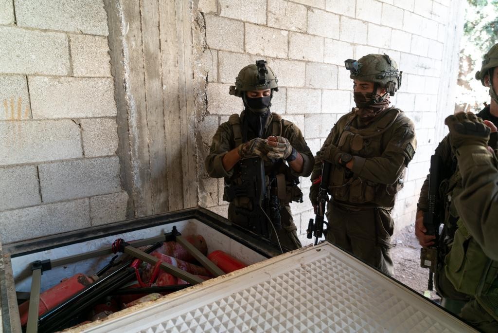 הלילה: כוחותינו השמידו עשרות מטענים בכפר אזבבדה שביו"ש