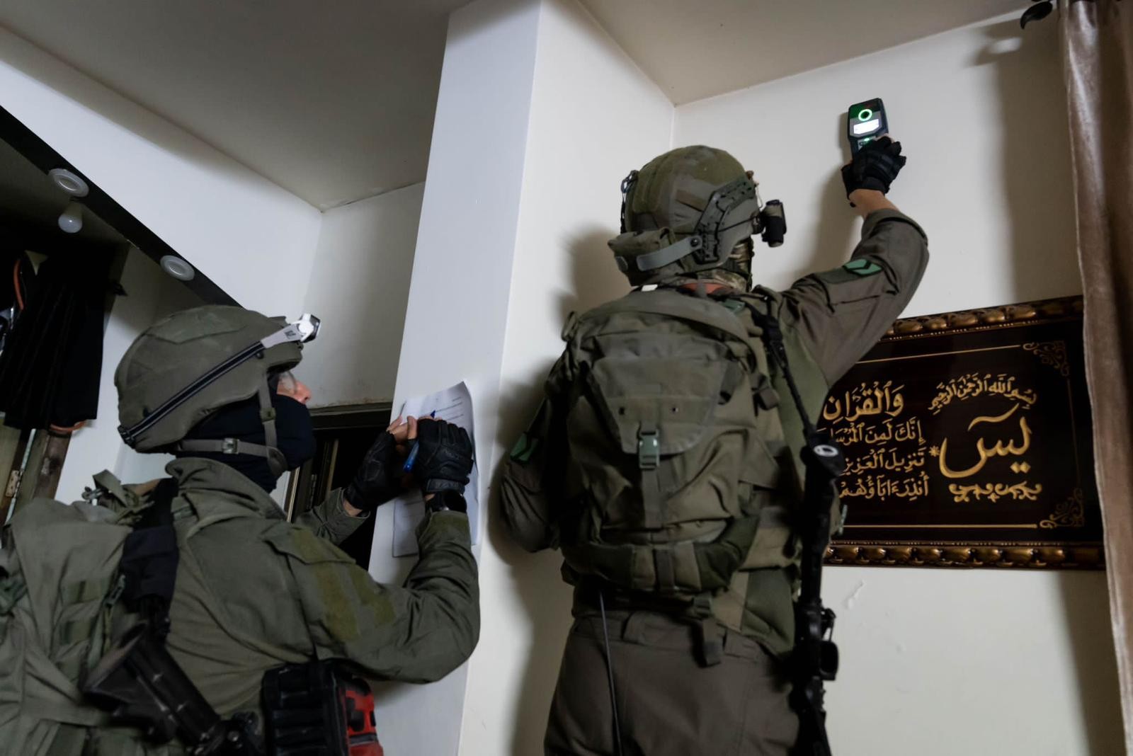 לקראת הריסה: כוחותינו מיפו את בתי המחבלים בחברון | תיעוד