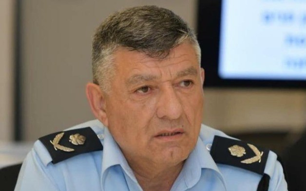 גלוי וידוע מראש: מתקפת התקשורת נגד המפקד - והגיבוי מהמפכ"ל