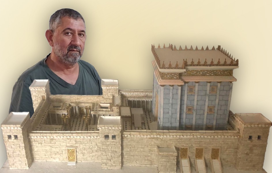 מדהים: האמן מירוחם שבנה את בית המקדש | צפו