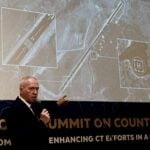 גלנט חושף: איראן הקימה שדה תעופה למטרות טרור בדרום לבנון