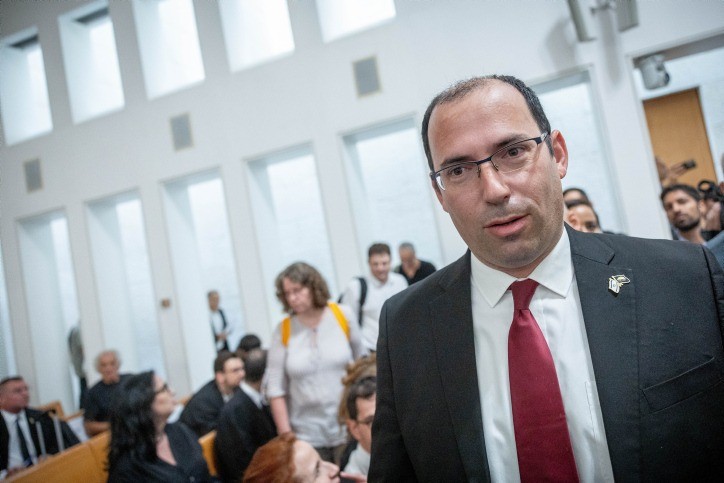 ח"כ שמחה רוטמן בבית המשפט העליון. צילום: יונתן זינדל פלאש 90