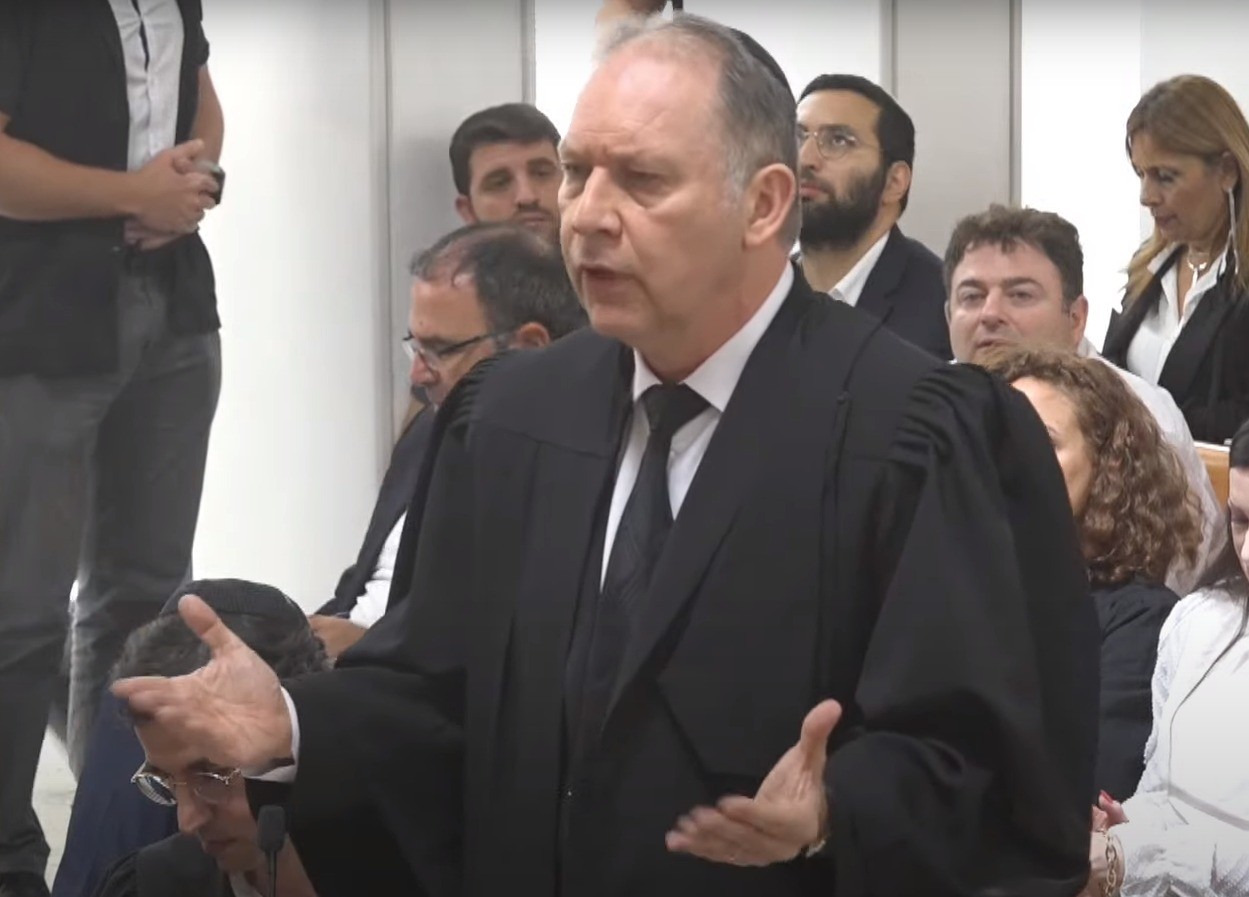 עו"ד בומבך: "בית המשפט עשה שימוש לרעה ברשות המכוננת"